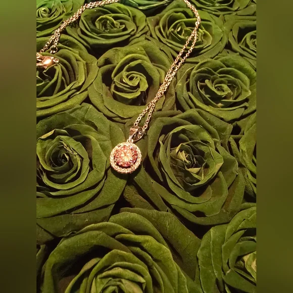 Moissanite 1.0 Ct Sakura Pink Elegant Pendant Necklace - Pretty In Pink- Sparkle - Picture 1 of 8